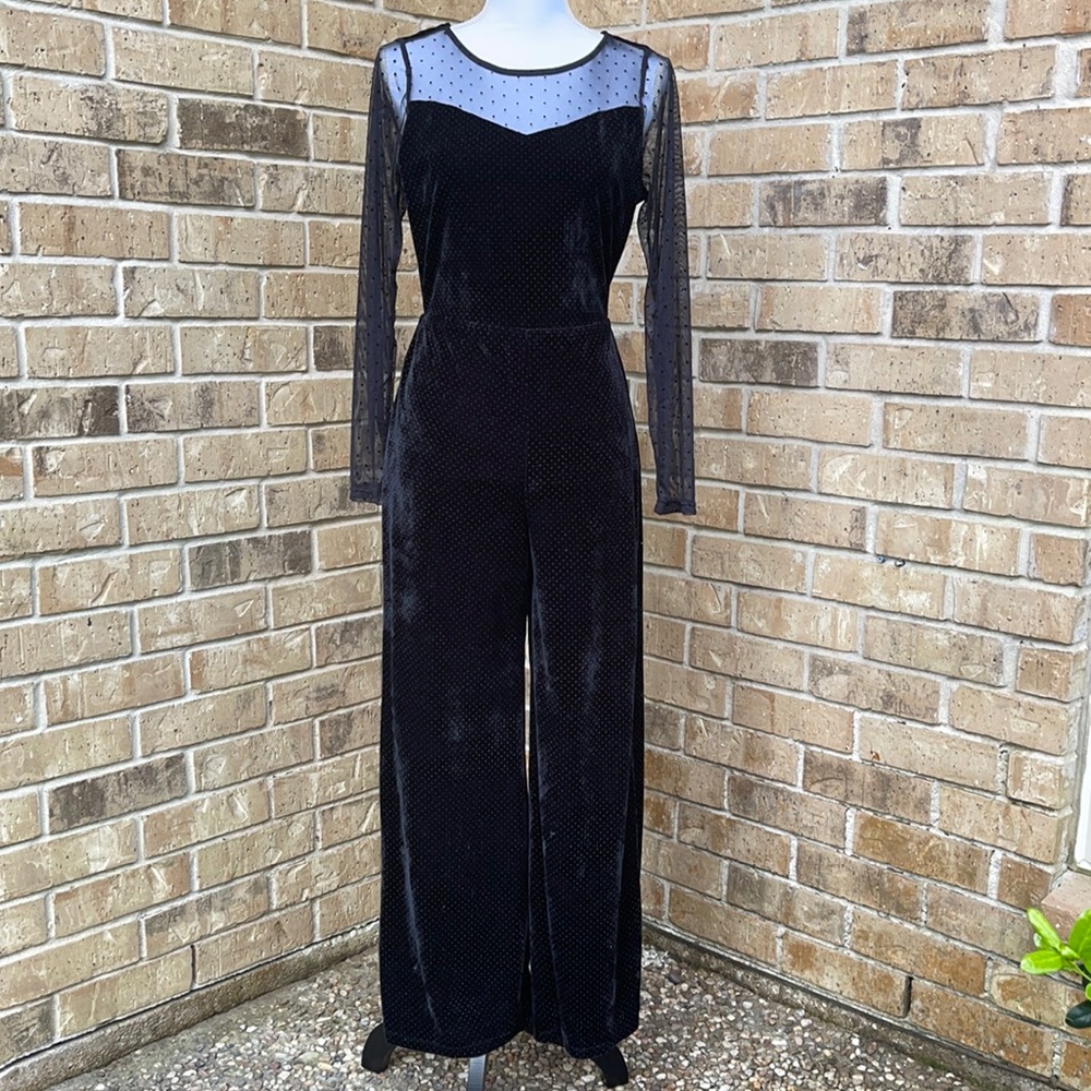 New !! Velvet jumpsuit